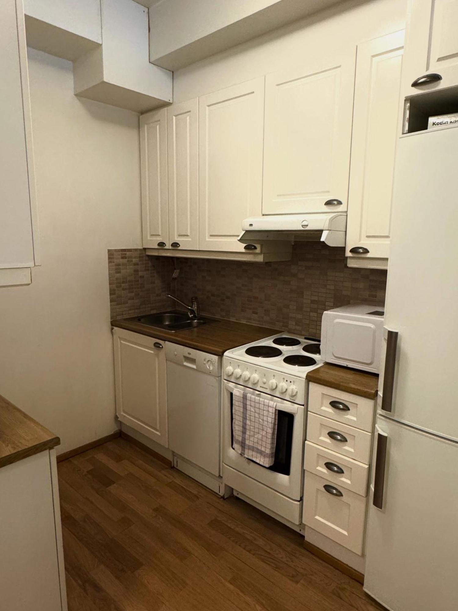 Kotimaailma Apartments Kamppi - 2Br In The City Center With Code Lock Helsinki Zewnętrze zdjęcie